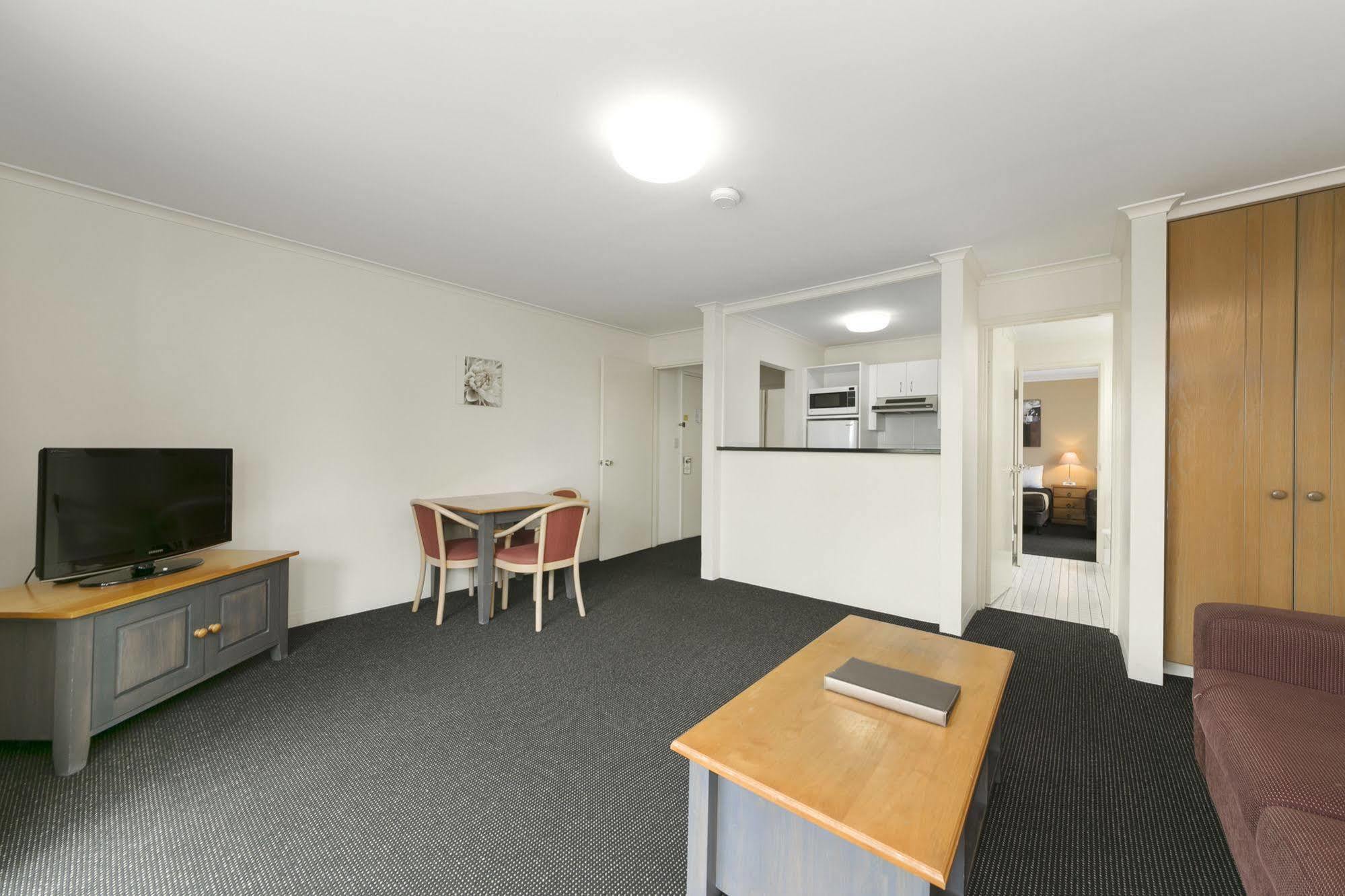 Mt Ommaney Hotel Apartments Brisbane Eksteriør billede